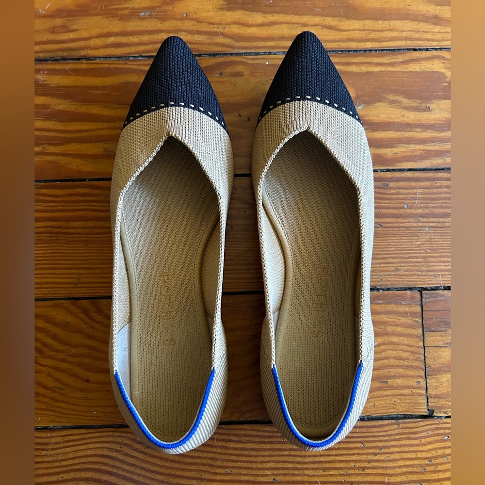 Pointy toe color block Rothy’s